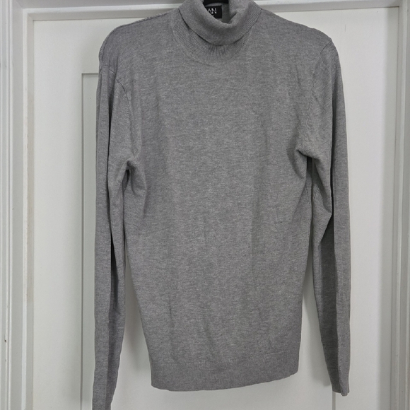 Boohoo Man Tall Muscle Fit Roll Neck Jumper Size Small - Picture 2 of 4